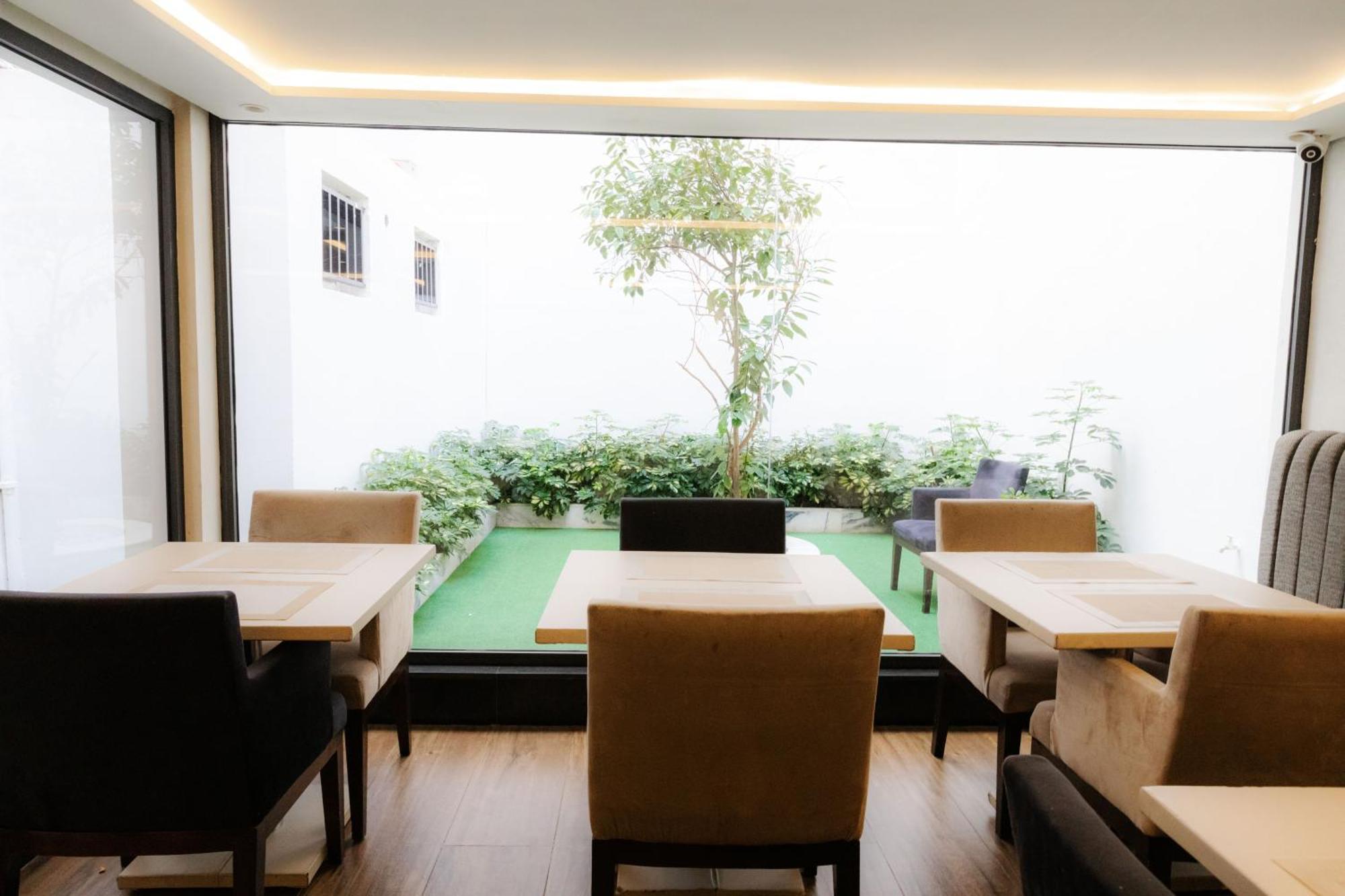 Hotel Windsor Center 4*